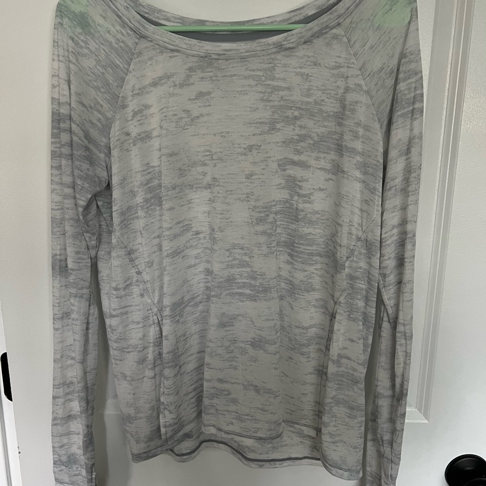 Nike thin long sleeve